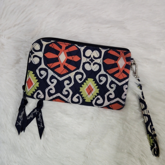 Vera Bradley retired wristlet or clutch. 7”x4.5 - Picture 3 of 6